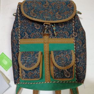 کوله پشتی بافتنی