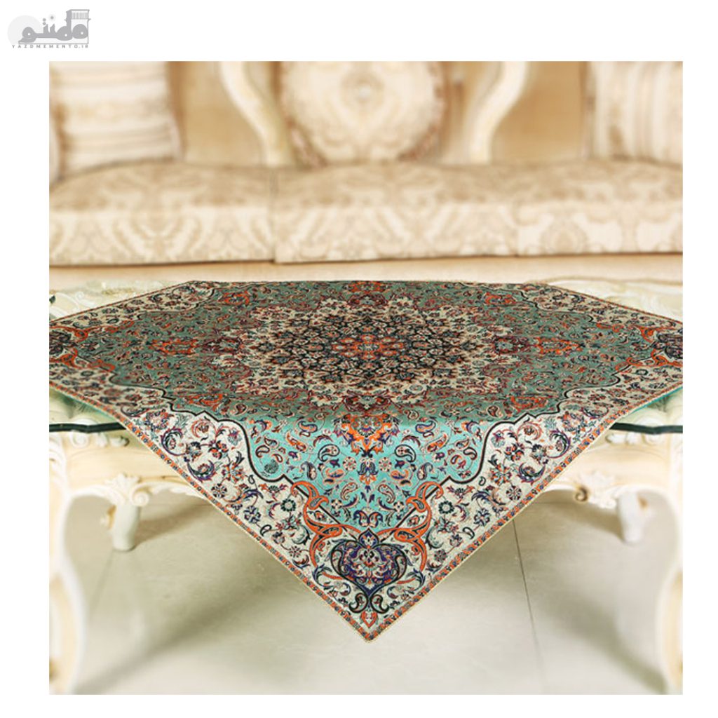 رومیزی مربع ترمه طرح فرحزاد کد 618