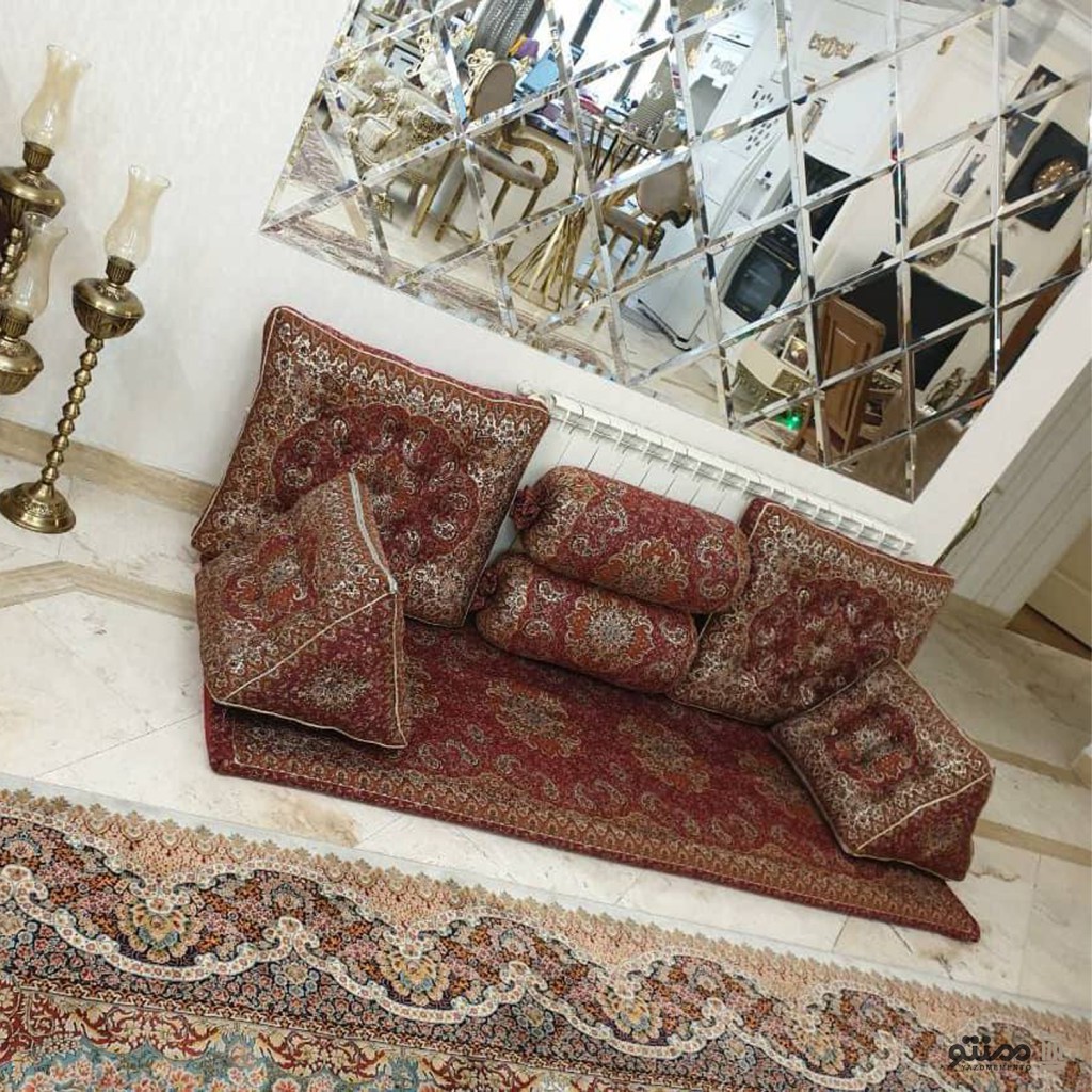 پشتی سنتی شاه نشین ترمه طرح نسترن – ست ۷ تکه زرشکی