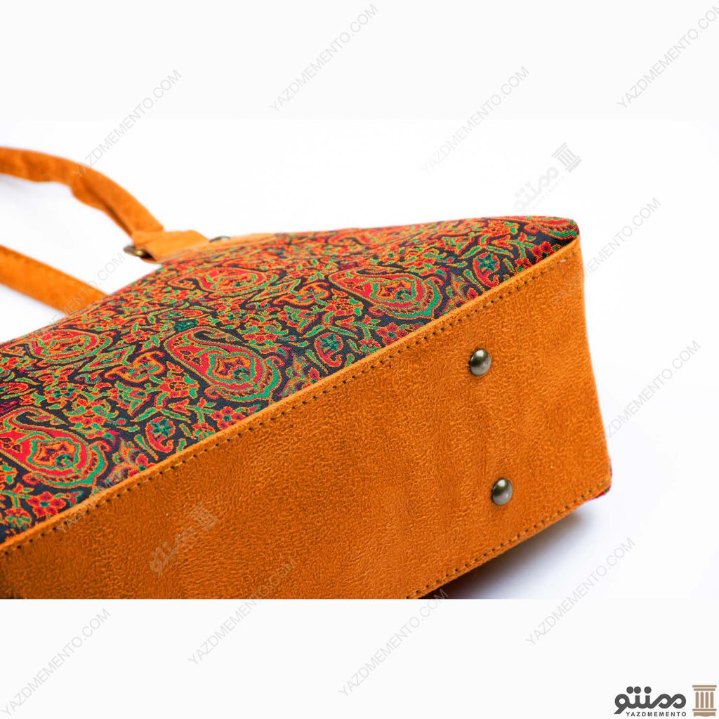 کیف ترمه طرح یاس رنگ مشکی