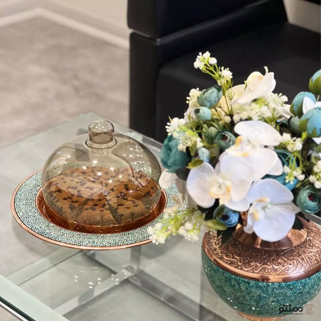 کیک خوری فیروزه کوبی آقاجانی