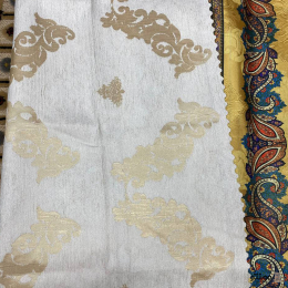 رومیزی شانل مخمل مربع